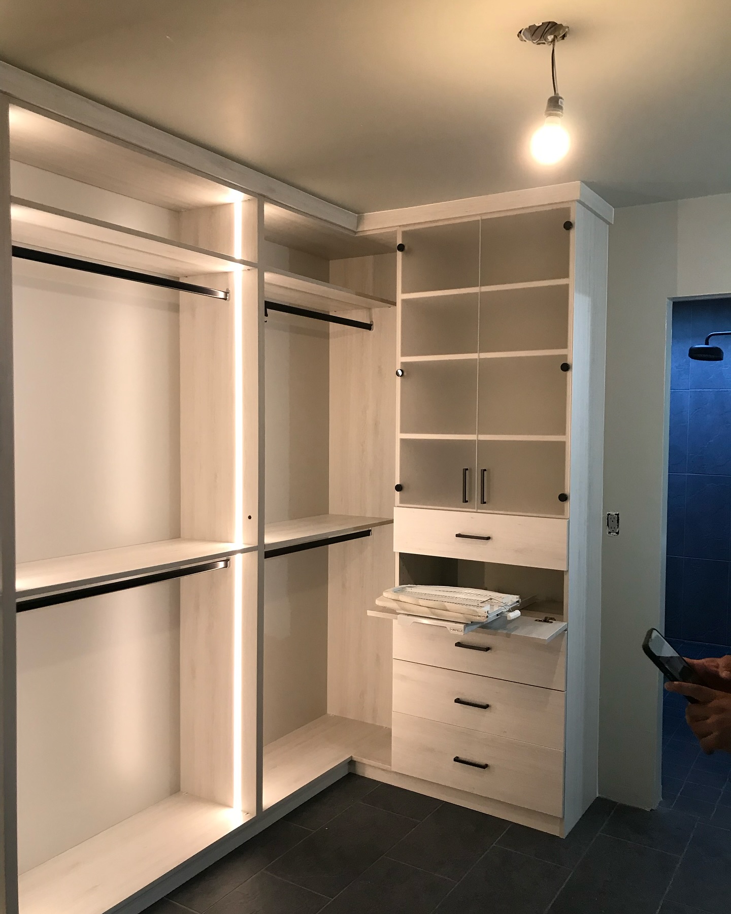 Whitewashed oak with LED lighting